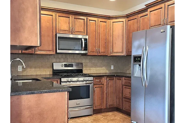 $1000 : Long Beach, CA 1BD 1BATH image 4