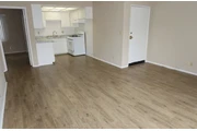 $1950 : 2 Bedroom Apt in W Adams  Blvd thumbnail