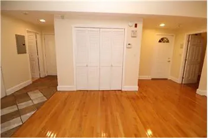 $3100 : Rental property with 2 bedro image 4