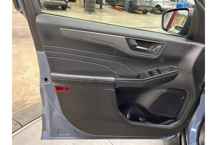 $24989 : Ford Escape 2023 AWD Active image 10