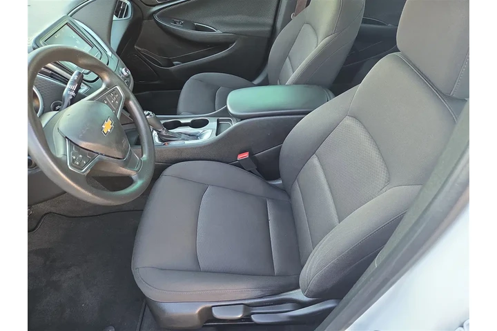 $11995 : 2018 Malibu LS image 10