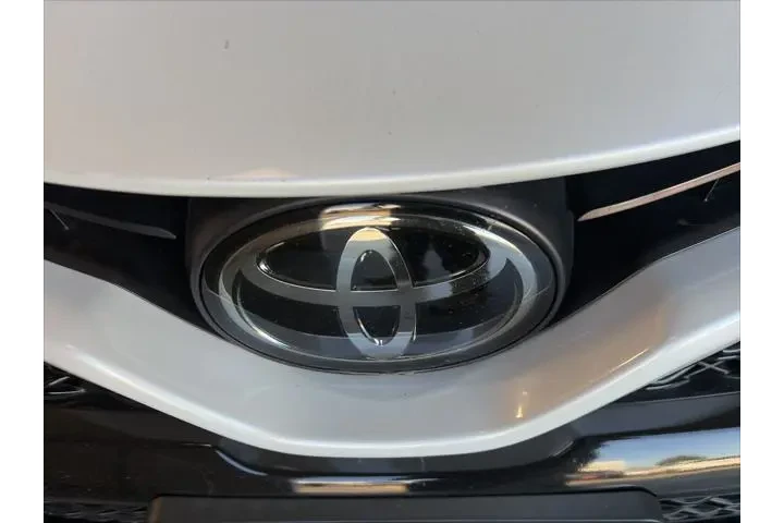 $31999 : Toyota Camry 2021 TRD 4dr Se image 3