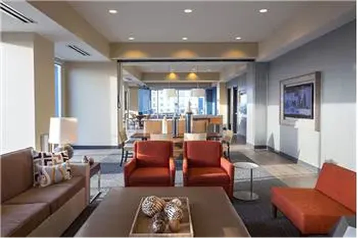 $2370 : Rental property with 1 bedro image 6