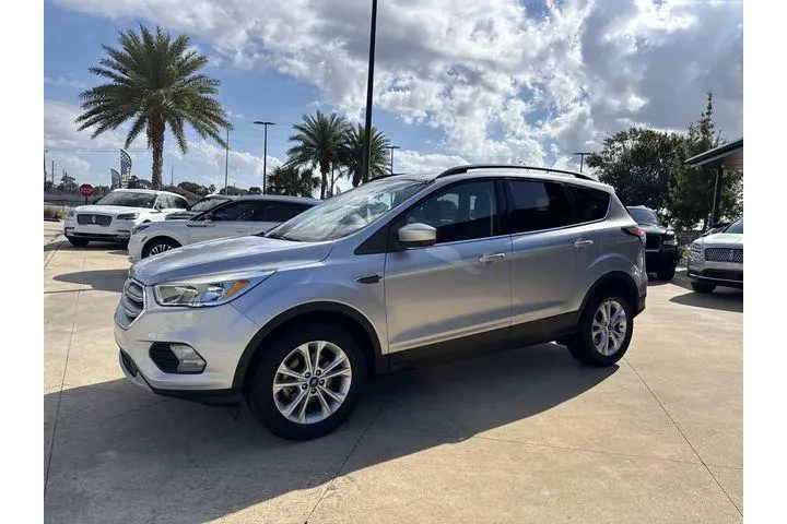 $11750 : Ford Escape 2018 SE 4dr SUV image 4