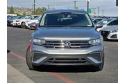 $23499 : Volkswagen Tiguan 2023 SE 4d thumbnail