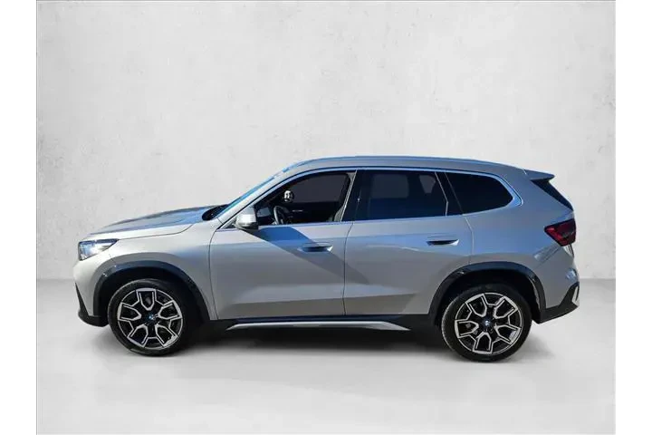 $33777 : BMW X1 2025 AWD xDrive28i 4d image 9