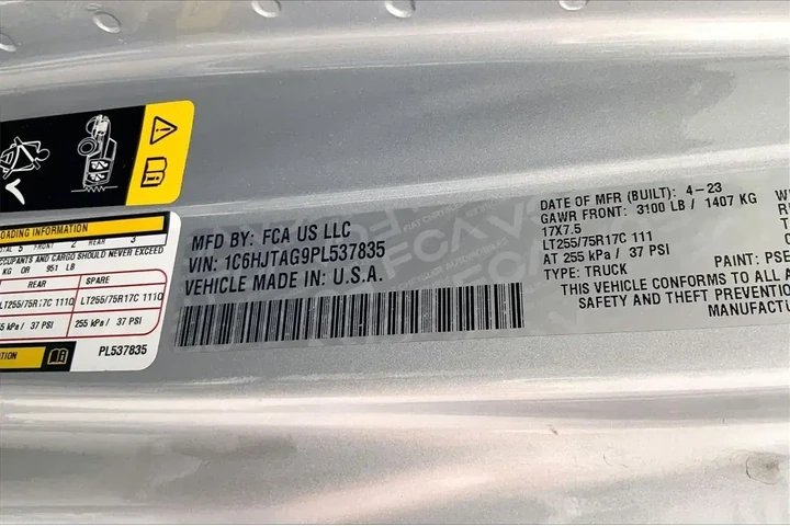 $31991 : Jeep Gladiator 2023 4x4 Free image 8