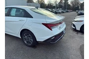 $23995 : Hyundai ELANTRA Hybrid 2024 thumbnail