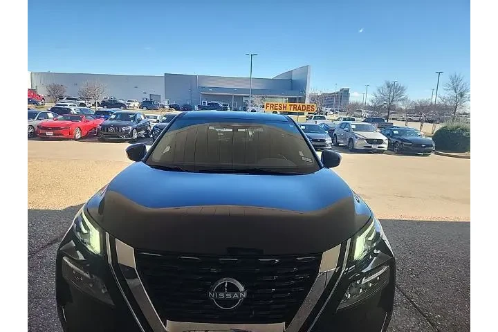 $22506 : Nissan Rogue 2023 SV 4dr Cro image 2