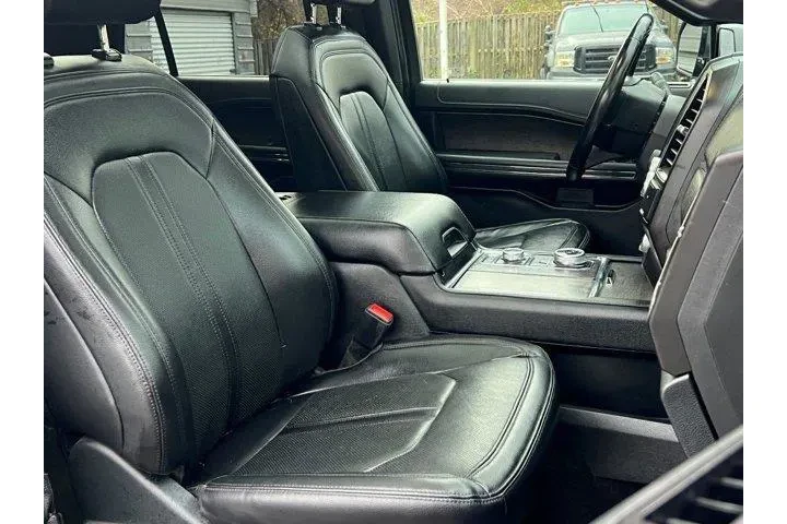 $33991 : Ford Expedition 2021 4x4 Lim image 9