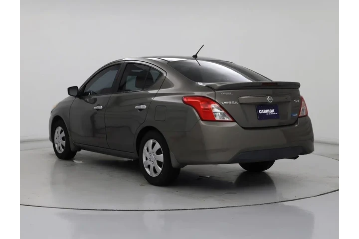 $10998 : Nissan Versa 2015 1.6 SV 4dr image 2