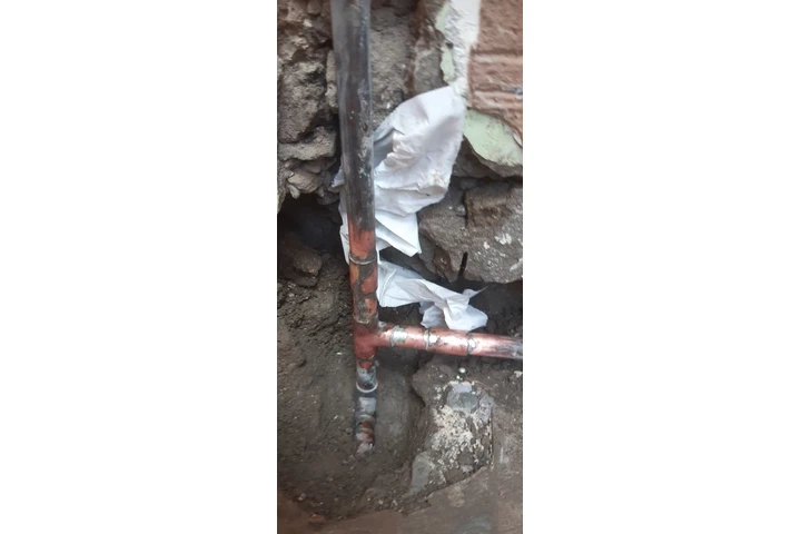 A domicilio plomero económico image 2