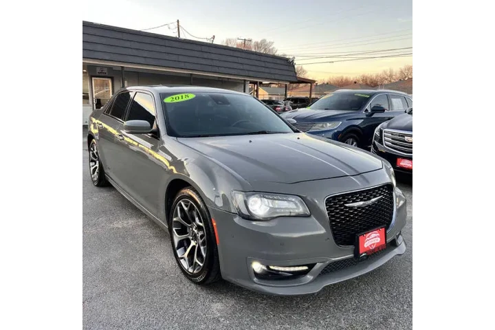 $18995 : 2018 300 S image 5