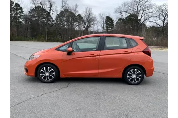 $17500 : 2019 FIT LX image 4