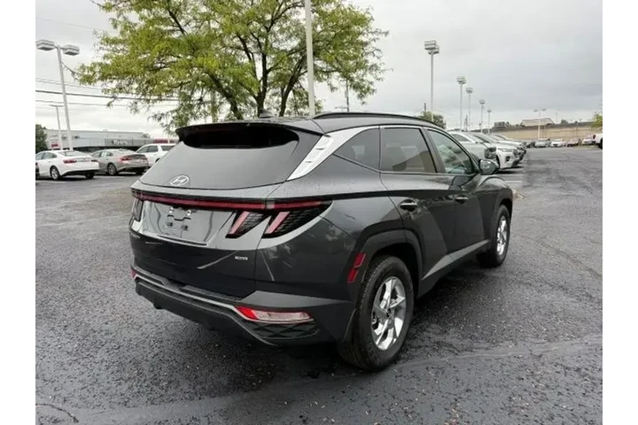 $21331 : Hyundai TUCSON 2023 AWD SEL image 6