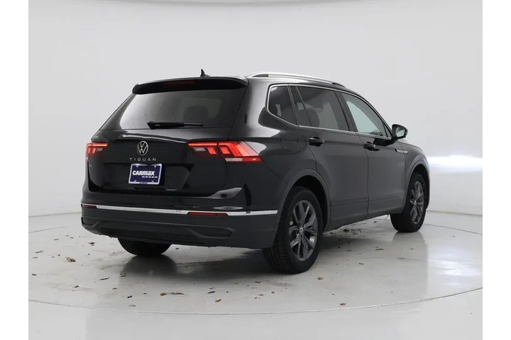 $22998 : Volkswagen Tiguan 2023 SE 4d image 8