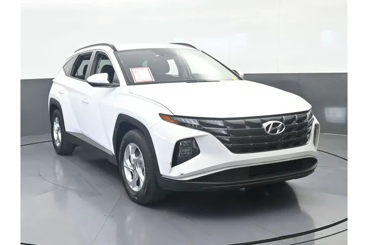$19240 : Hyundai TUCSON 2024 SEL Flee image 9