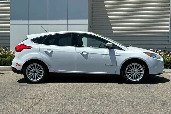 $7575 : Ford Focus 2017 Electric 4dr image 3