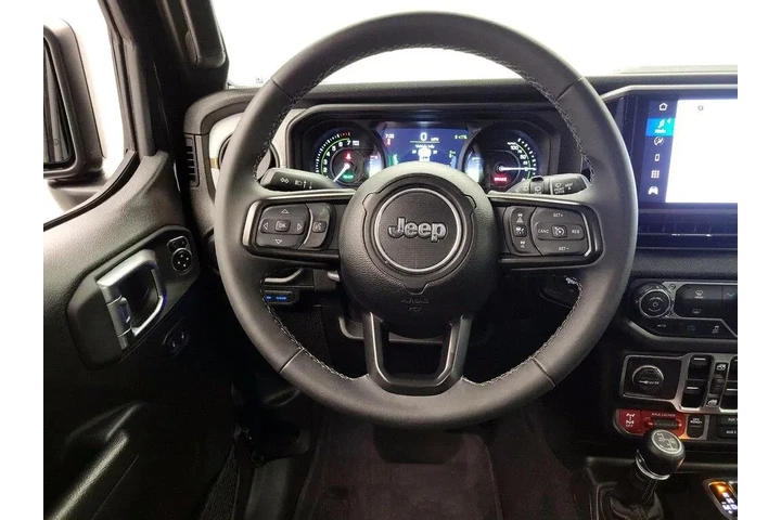 $34998 : Jeep Wrangler 2025 4x4 Willy image 10