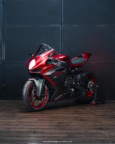 $5000 : Agusta F3 800RR image 2