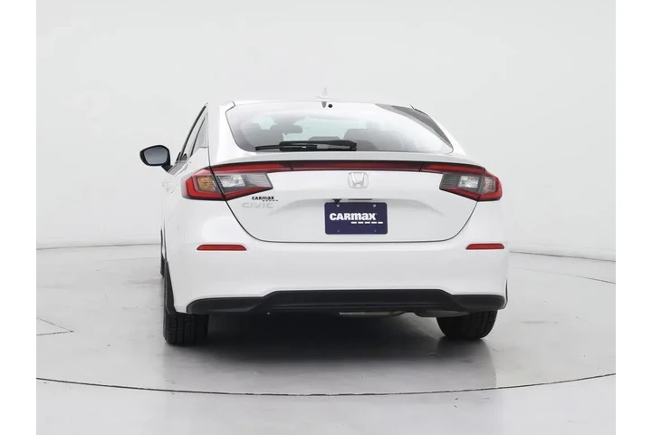 $24998 : Honda Civic 2024 LX 4dr Hatc image 6