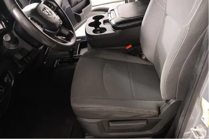 $39306 : Ram 3500 2022 4x4 Tradesman image 10