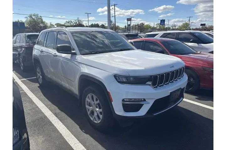 $32990 : Jeep Grand Cherokee 2023 4x4 image 1