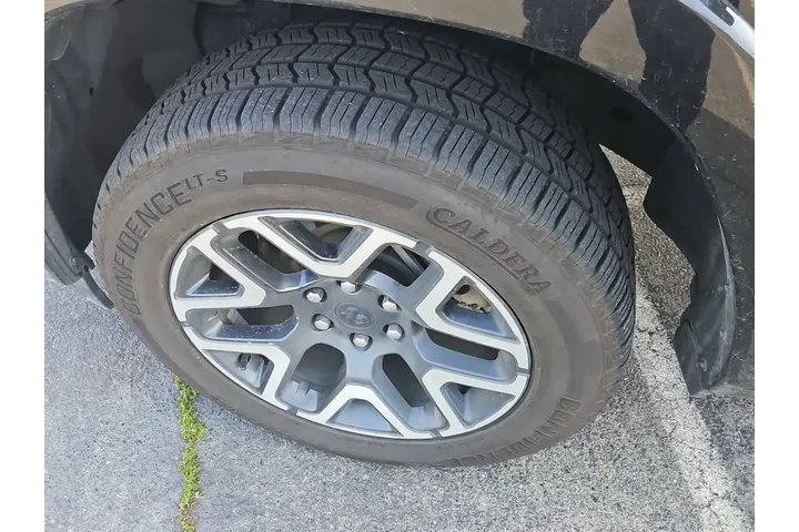 $38000 : Ram 1500 2025 4x4 Laramie 4d image 3