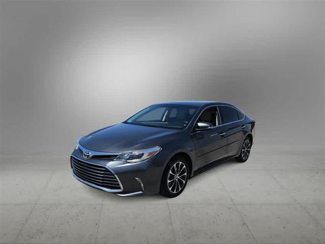 $14490 : Pre-Owned 2016 Toyota Avalon image 9