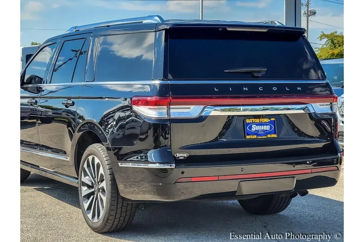 $28995 : Lincoln Navigator L 2022 4x4 image 10