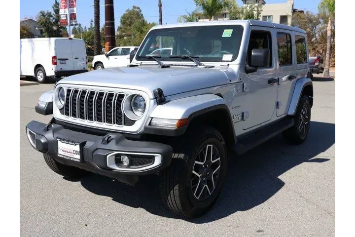 $35218 : Jeep Wrangler 2024 4x4 Sahar image 8