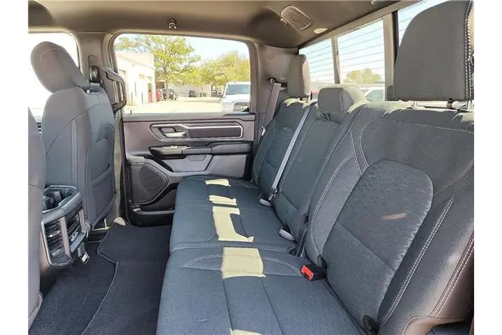 $39995 : Ram 1500 2025 4x4 Big Horn 4 image 10