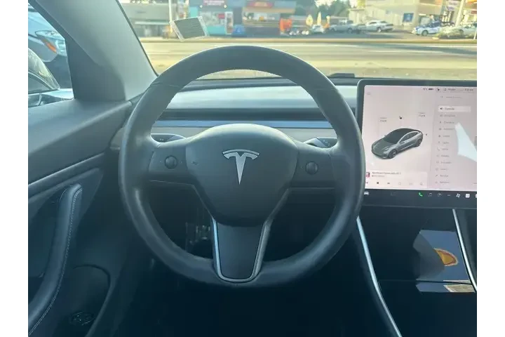 $18999 : Tesla Model 3 2018 Mid Range image 9
