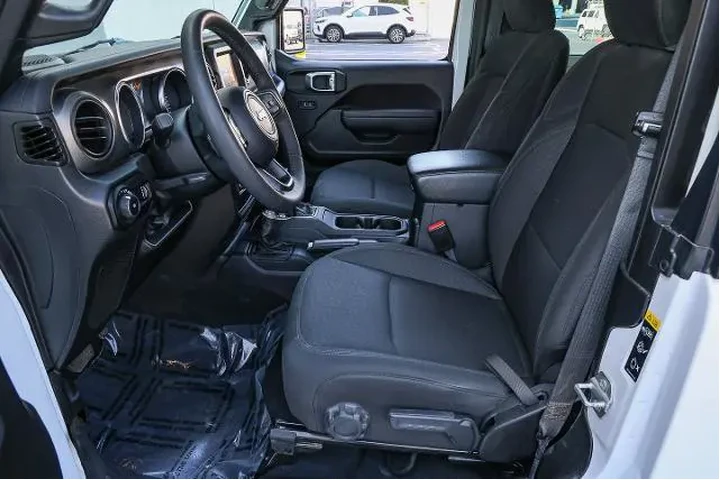 $30995 : Jeep Wrangler 2023 4x4 Sport image 9