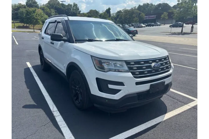 $15000 : 2016 Explorer image 3