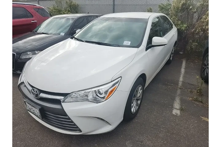 $17971 : Toyota Camry 2017 LE 4dr Sed image 3