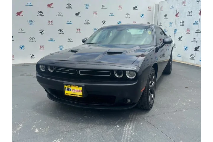 $22995 : 2018 Challenger SXT Plus RWD image 8