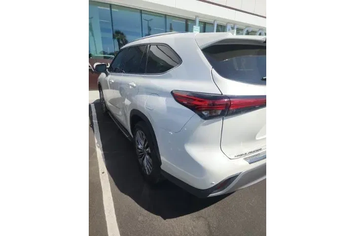 $36626 : Toyota Highlander 2021 Limit image 4