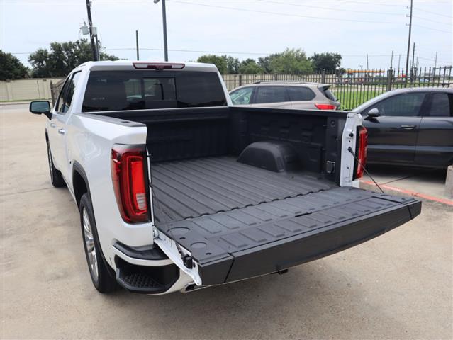 $42995 : 2021 GMC Sierra 1500 Denali C image 9