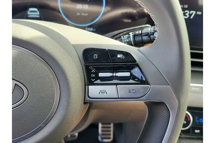 $22889 : Hyundai ELANTRA Hybrid 2025 image 6