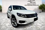 $9995 : 2015 VOLKSWAGEN TIGUAN 2.0T R thumbnail