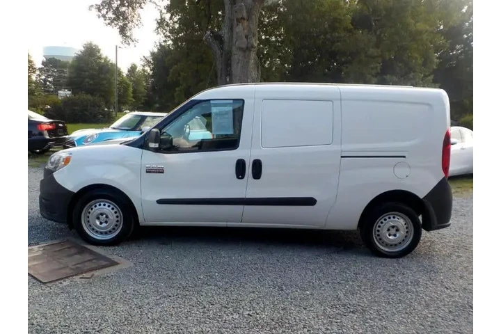 $10484 : 2020 ProMaster City Tradesman image 2