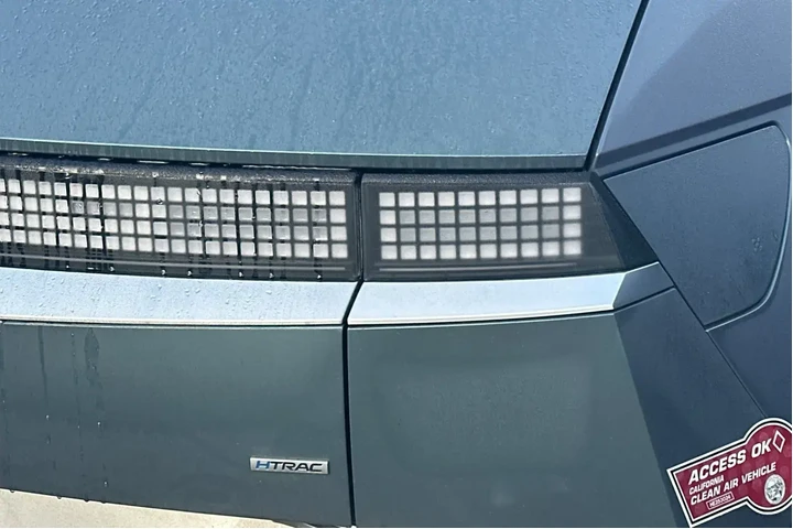 $32990 : Hyundai IONIQ 5 2024 AWD Lim image 6