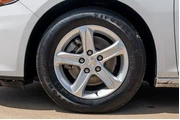 $19252 : Chevrolet Malibu 2023 LS 4dr thumbnail