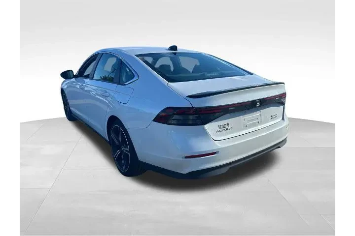$30413 : Honda Accord Hybrid 2025 Spo image 3