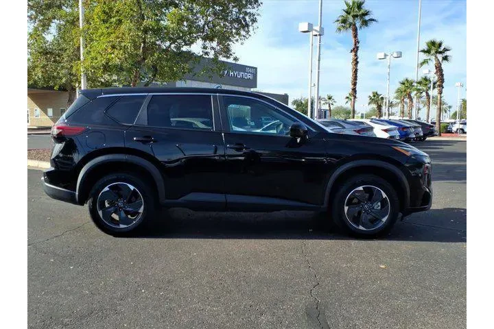 $22999 : Nissan Rogue 2024 AWD SV 4dr image 6