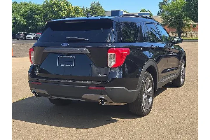 $33798 : Ford Explorer 2022 AWD XLT 4 image 6