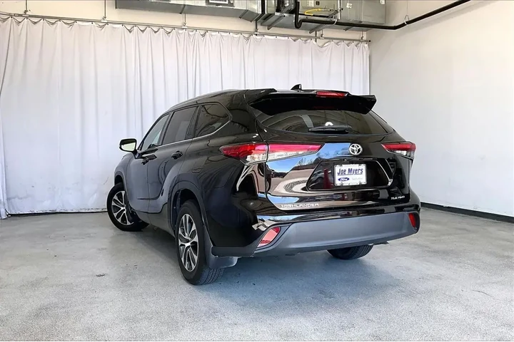 $30691 : Toyota Highlander 2022 AWD X image 5