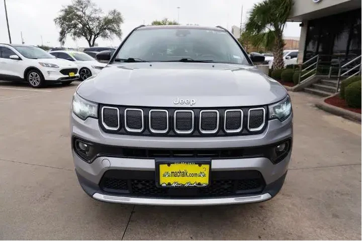 $24588 : Jeep Compass 2022 4x4 Limite image 2