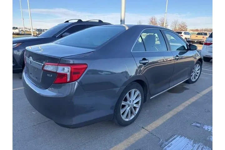 $7977 : Toyota Camry 2014 XLE 4dr Se image 9